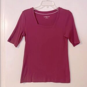 Women’s Croft and Barrow Square Neck Tee Size Small